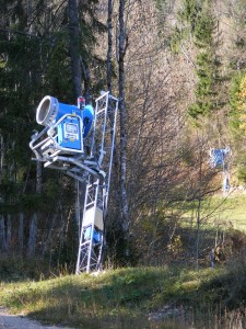 Lenko_FA_540_Snow_cannons_-_Brauneck_-_off-season