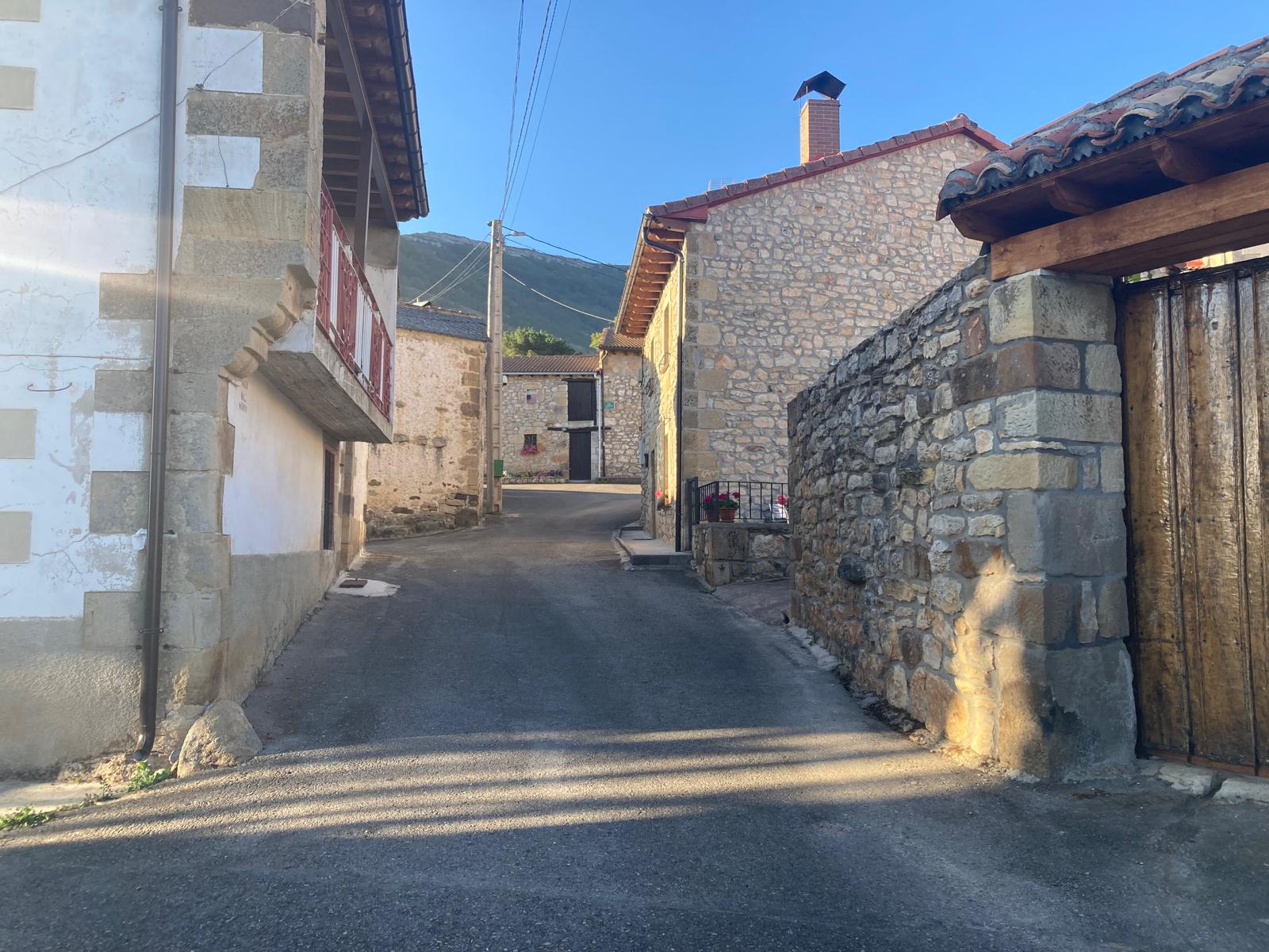 Proyecto de renovación de tubería de agua a Villota